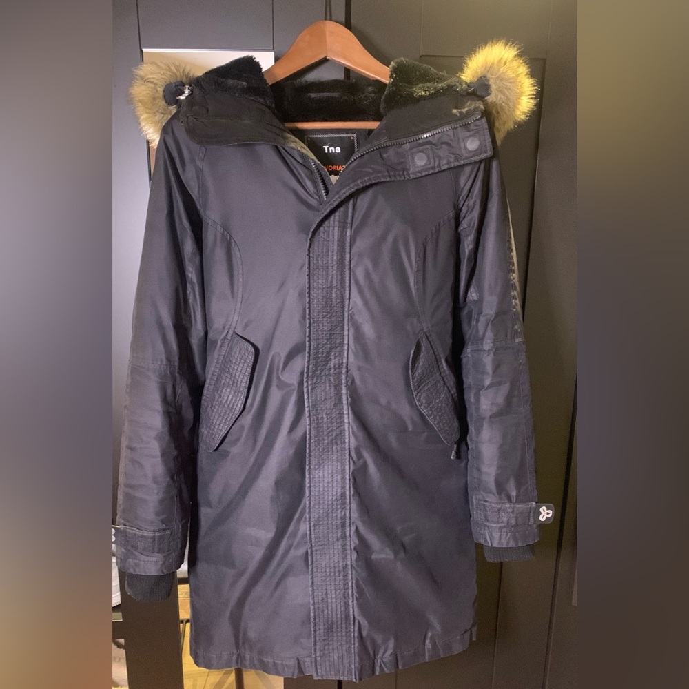 Aritzia/TNA Avoriaz Parka/Coat - Picture 4 of 12